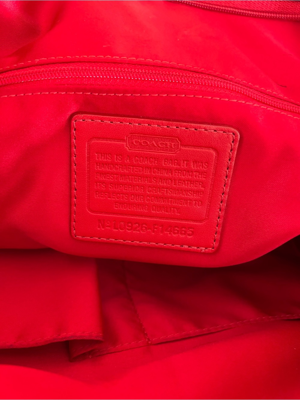 Iconic Coach Horse & Carriage brown canvas shoulder bag w red trim - Picture 2 of 15